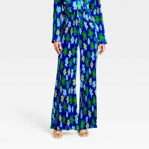 Women's Wide Leg Blue Floral Pleated Pant - Black History Month Target x Sammy B